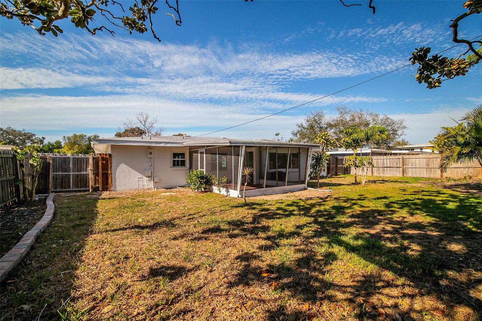 Image 23 of 24 For 2560 Tulip Street