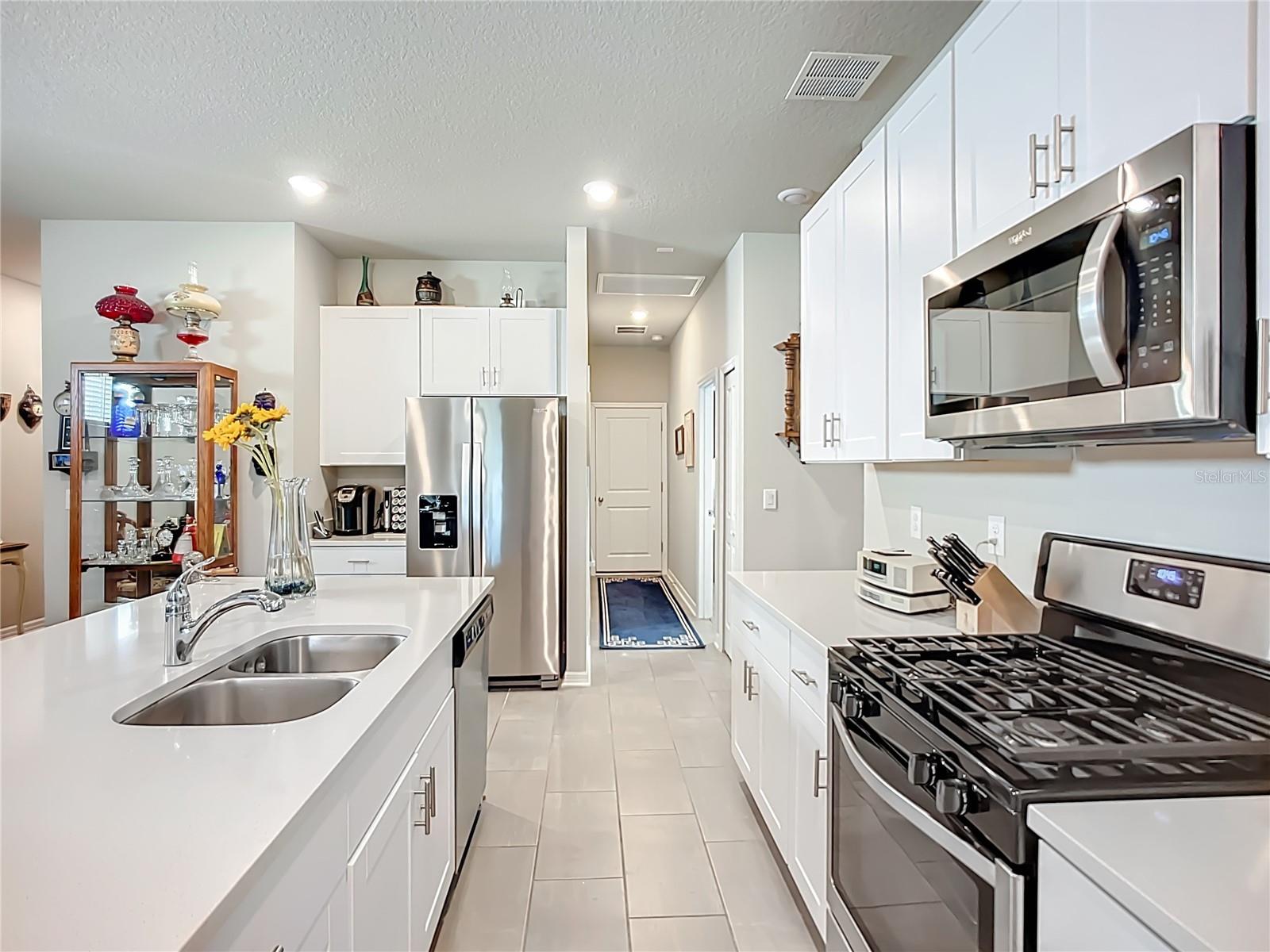 Image 9 of 44 For 5727 Bungalow Grove Court