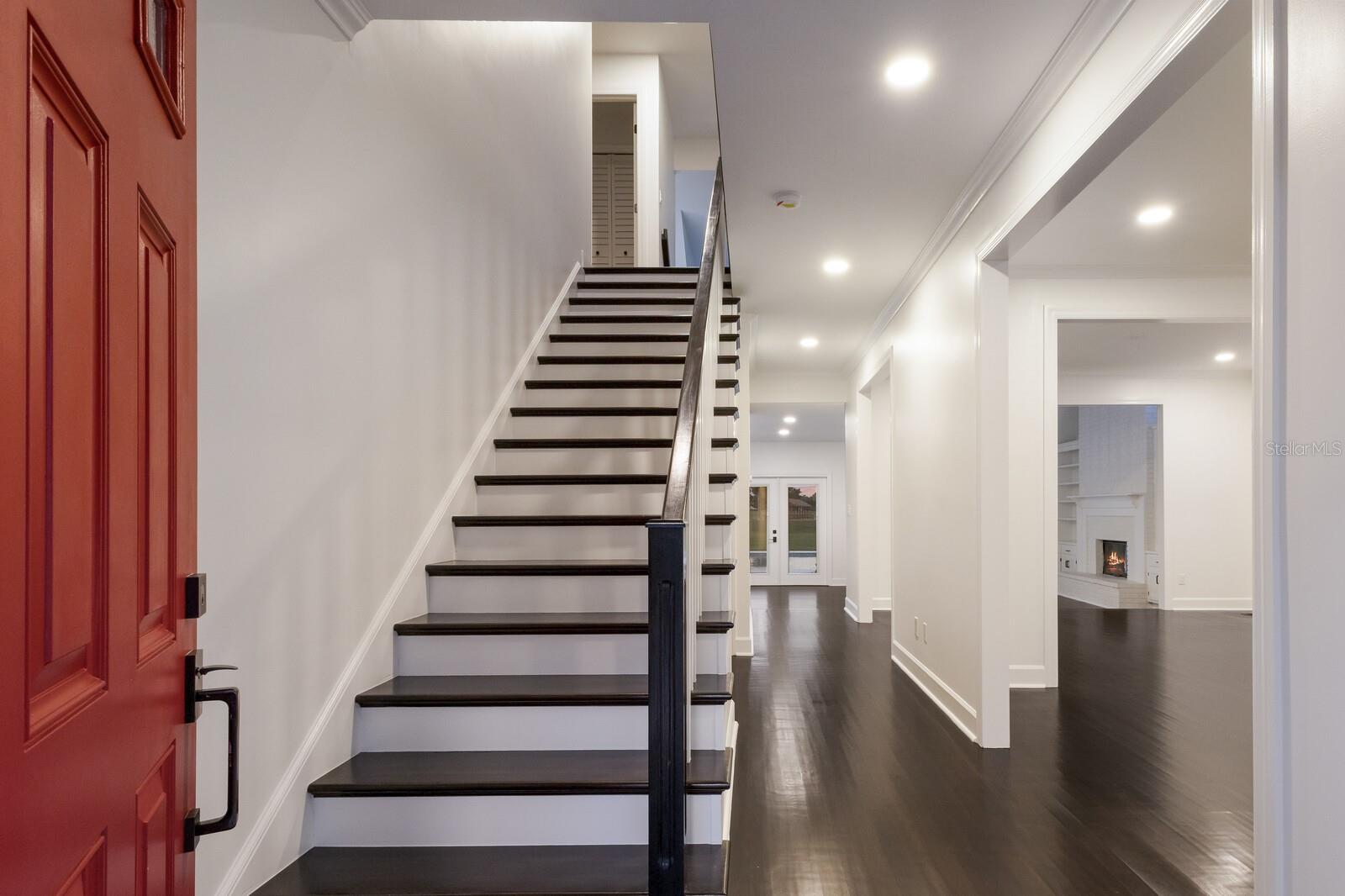 Image 13 of 89 For 5060 18th Avenue W