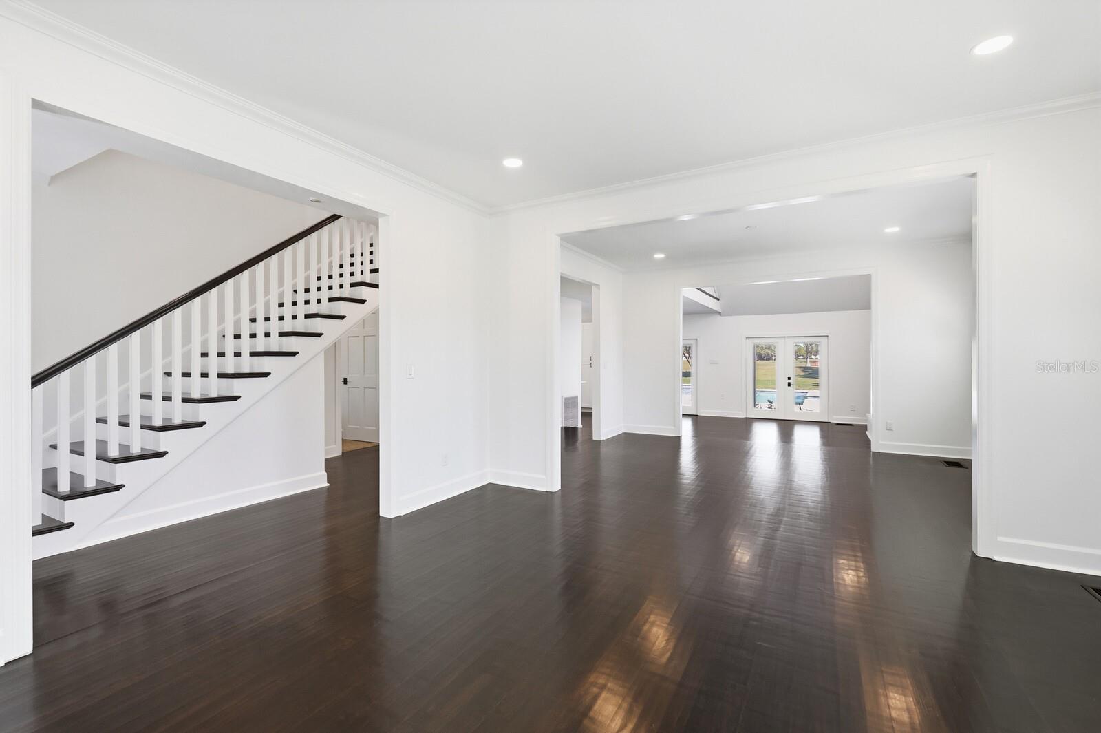 Image 15 of 89 For 5060 18th Avenue W