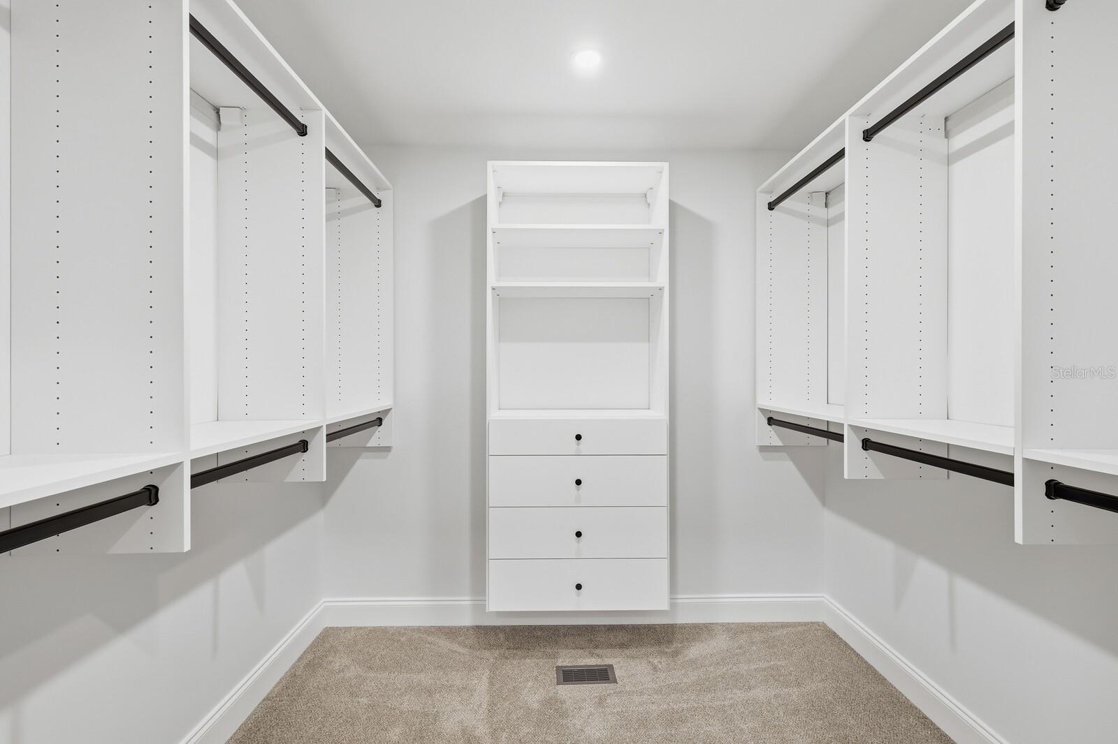 Image 28 of 89 For 5060 18th Avenue W