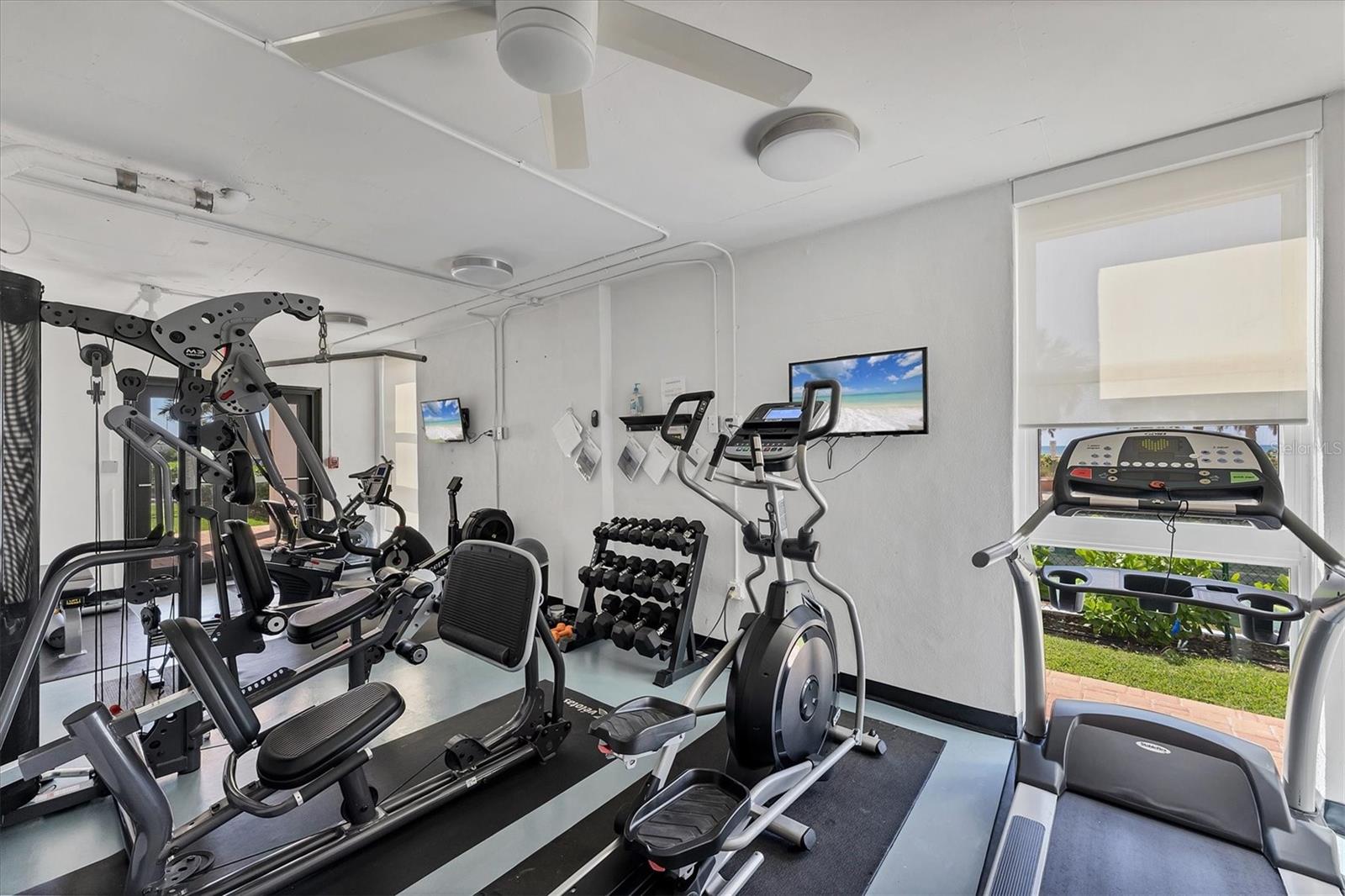 Image 43 of 73 For 101 Benjamin Franklin Drive 63