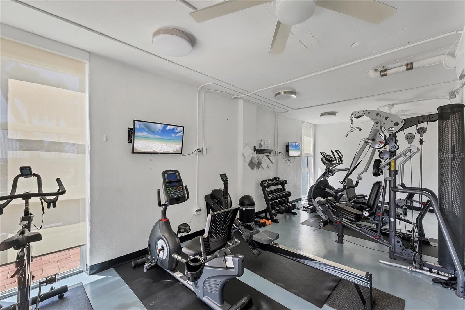 Image 44 of 73 For 101 Benjamin Franklin Drive 63