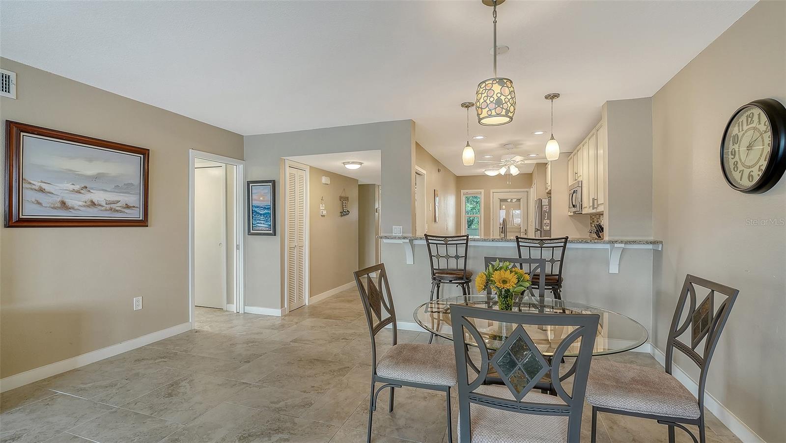 Image 10 of 48 For 7251 Country Club Drive N 225