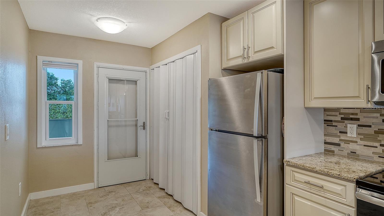 Image 13 of 48 For 7251 Country Club Drive N 225