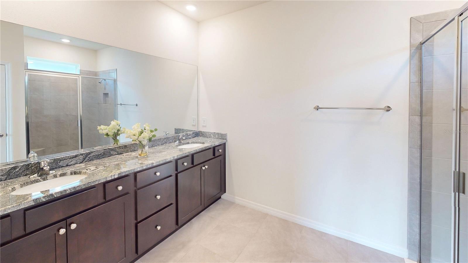 Image 18 of 33 For 13816 Woodbridge Terrace