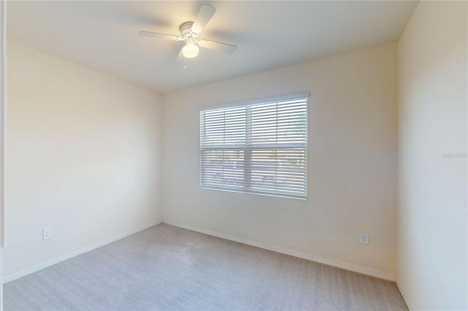 Image 23 of 33 For 13816 Woodbridge Terrace