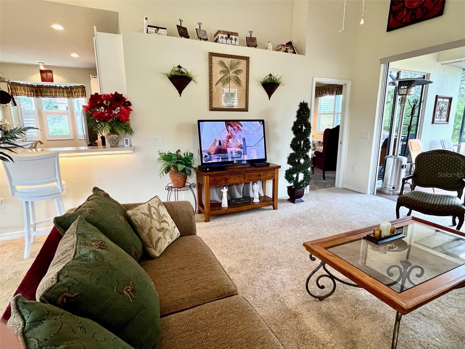 Image 18 of 63 For 7619 Teal Trace