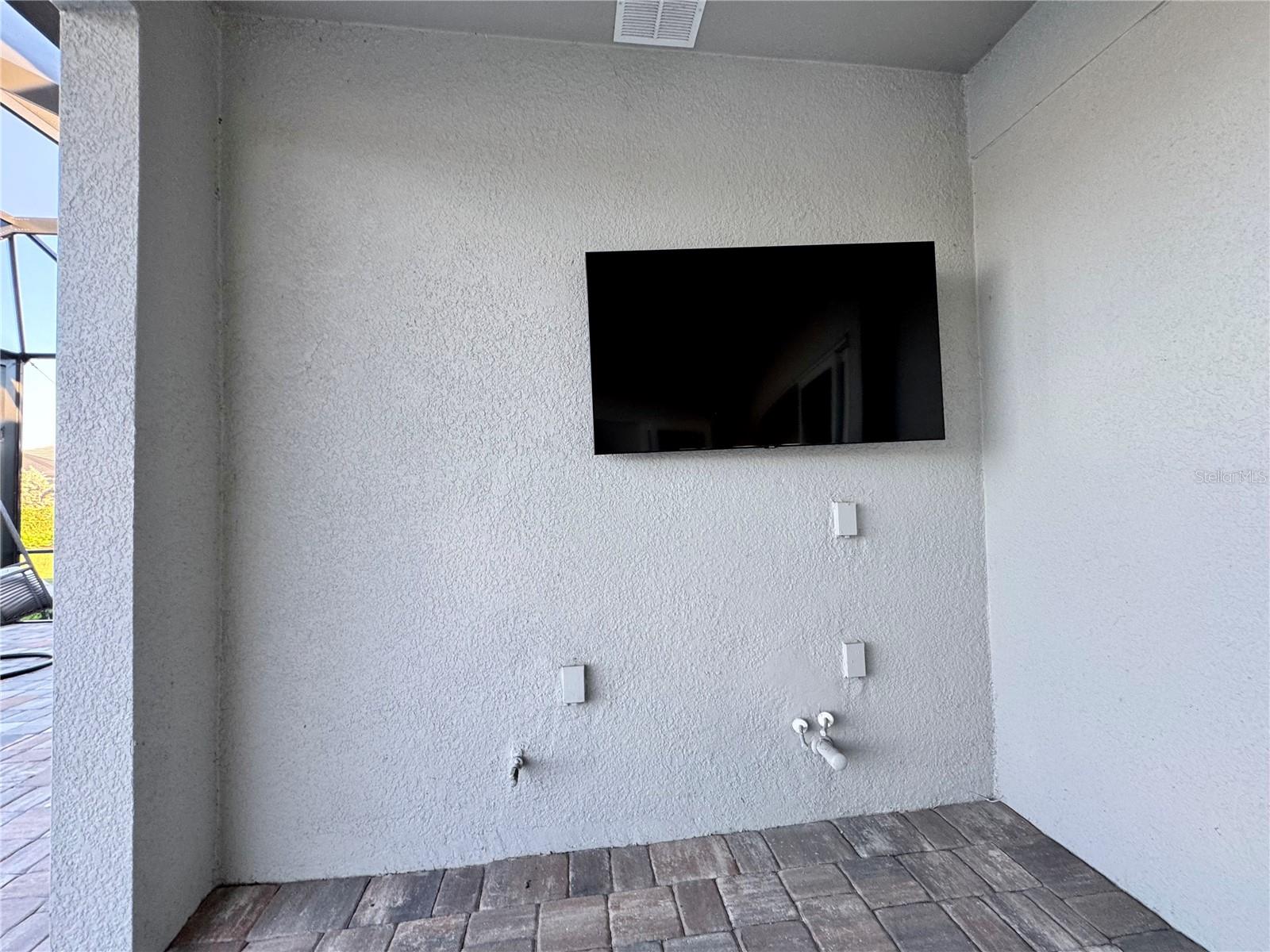 Image 33 of 97 For 26532 Key Sands Street