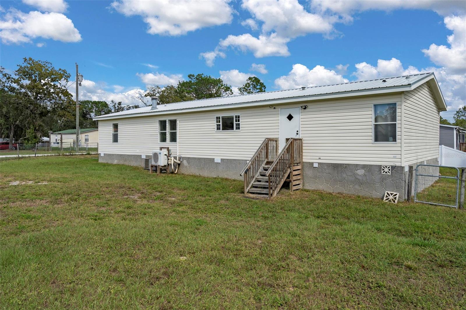 Image 42 of 48 For 16119 Naples Street