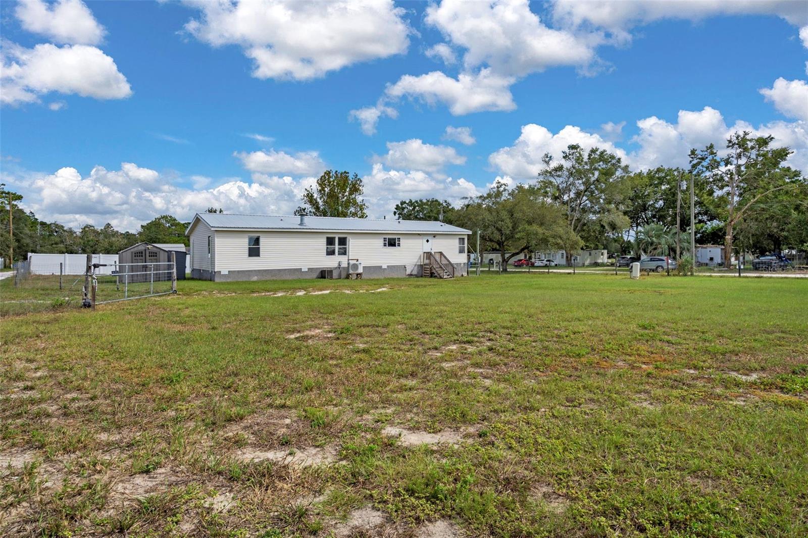 Image 46 of 48 For 16119 Naples Street