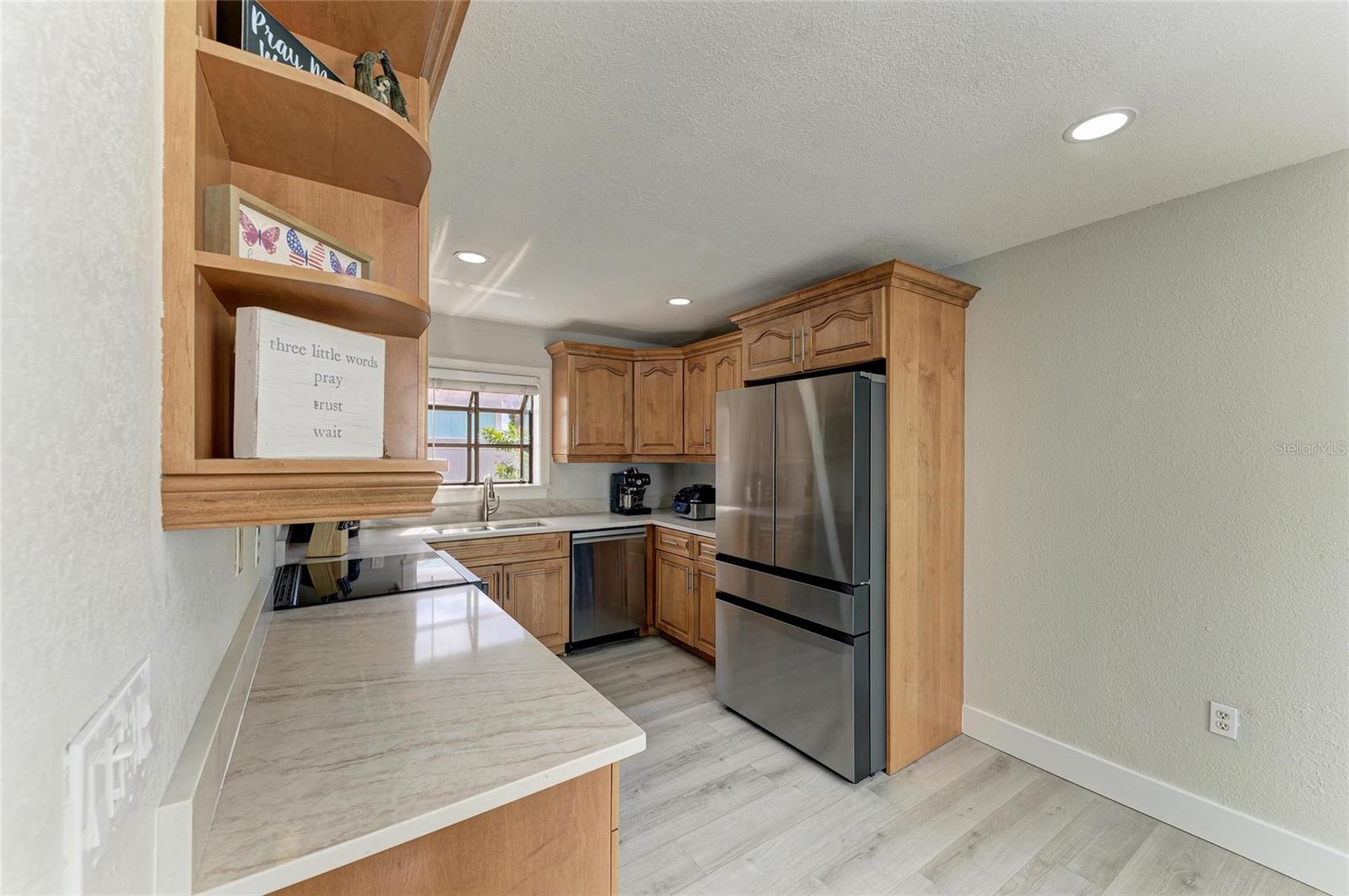Image 14 of 45 For 6601 Mauna Loa Boulevard