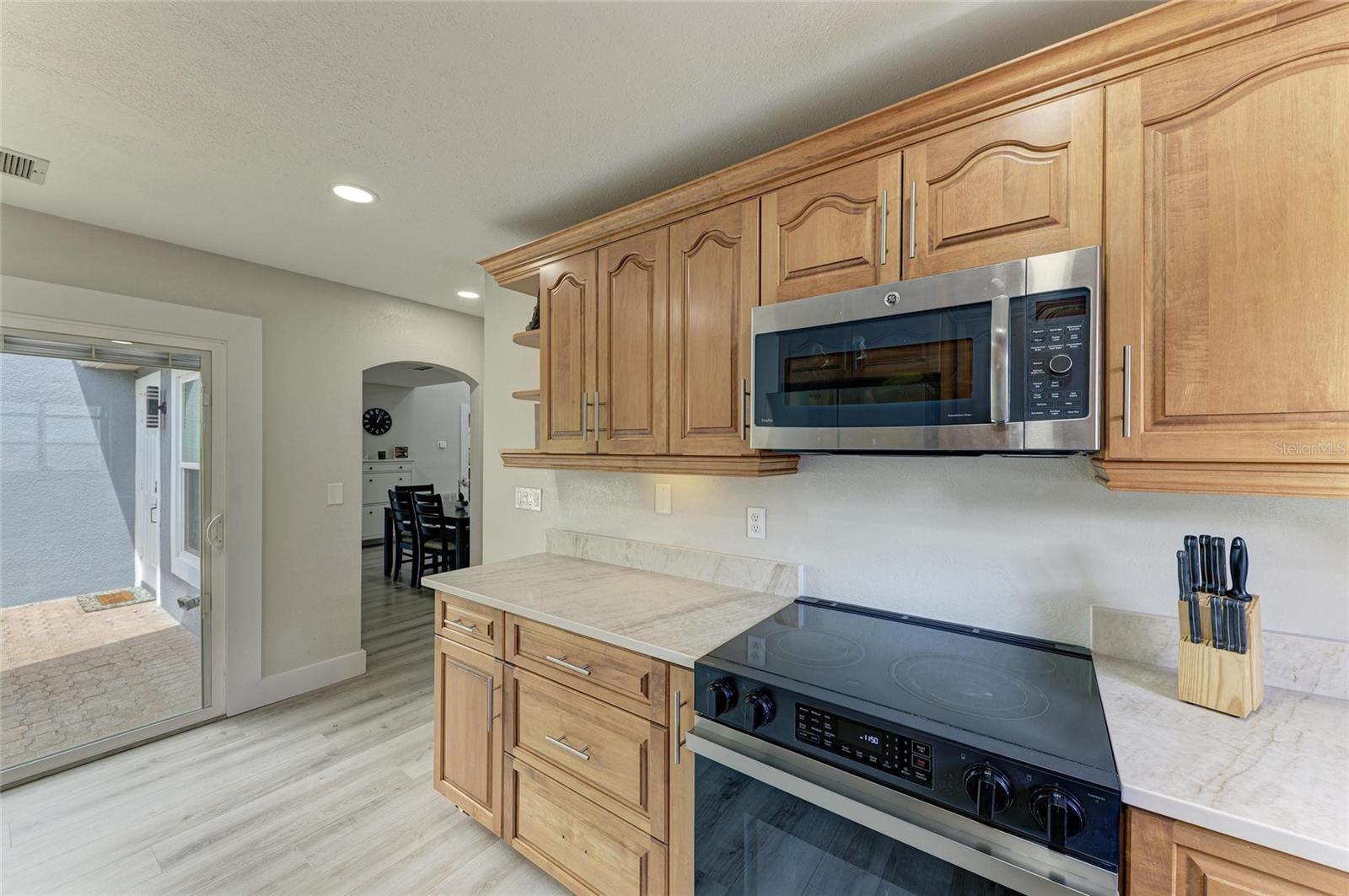 Image 18 of 45 For 6601 Mauna Loa Boulevard