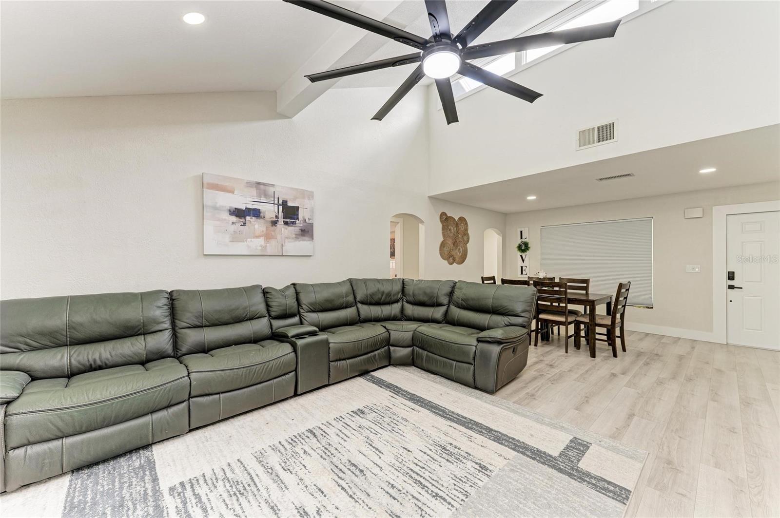 Image 19 of 45 For 6601 Mauna Loa Boulevard