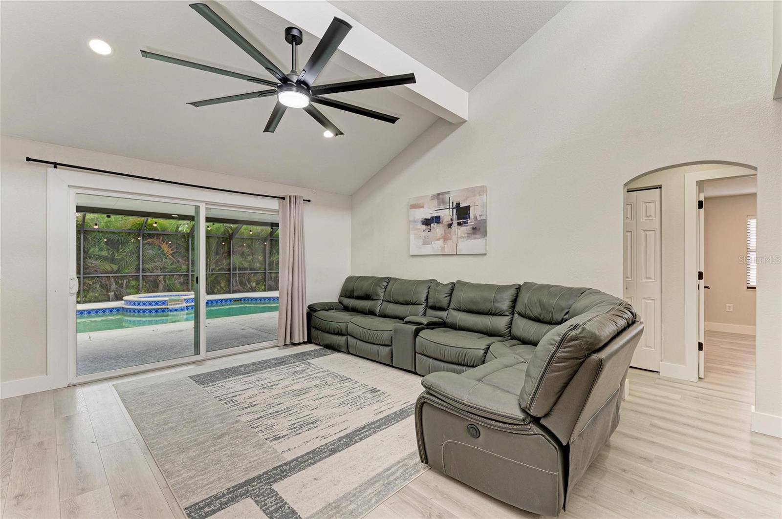 Image 22 of 45 For 6601 Mauna Loa Boulevard