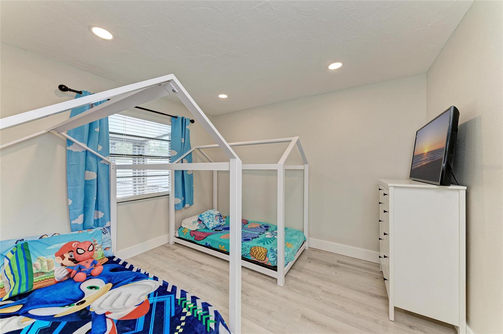 Image 39 of 45 For 6601 Mauna Loa Boulevard