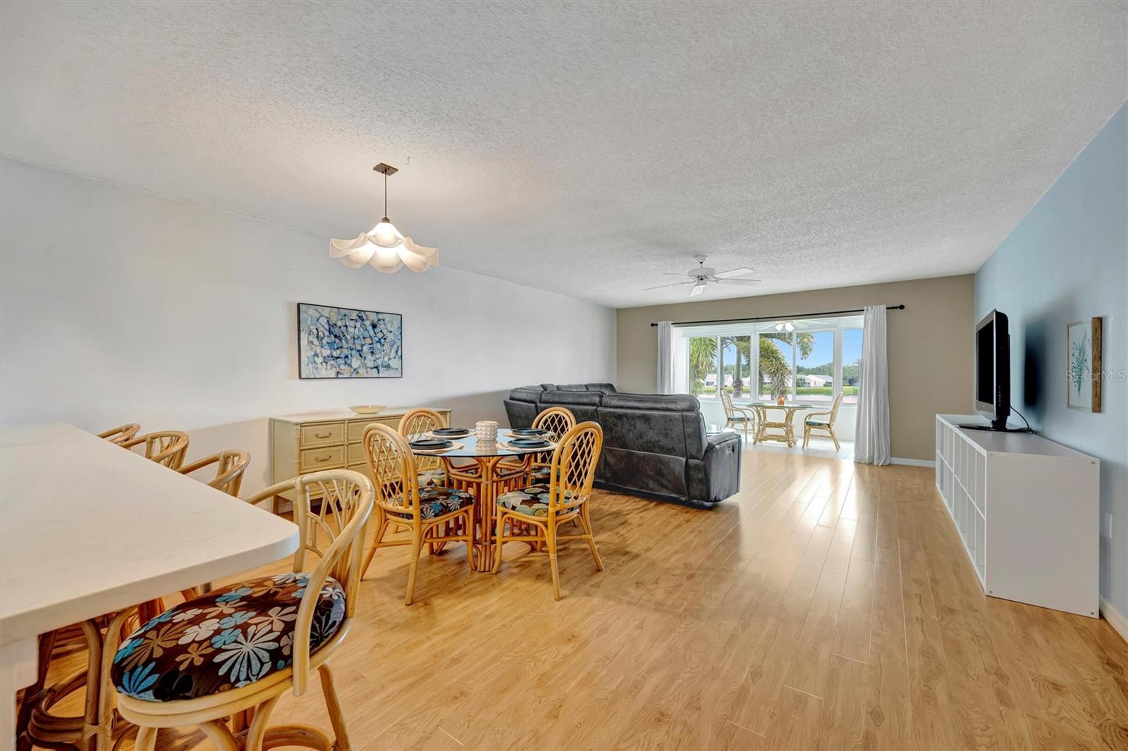 Image 11 of 35 For 119 Tidewater Drive