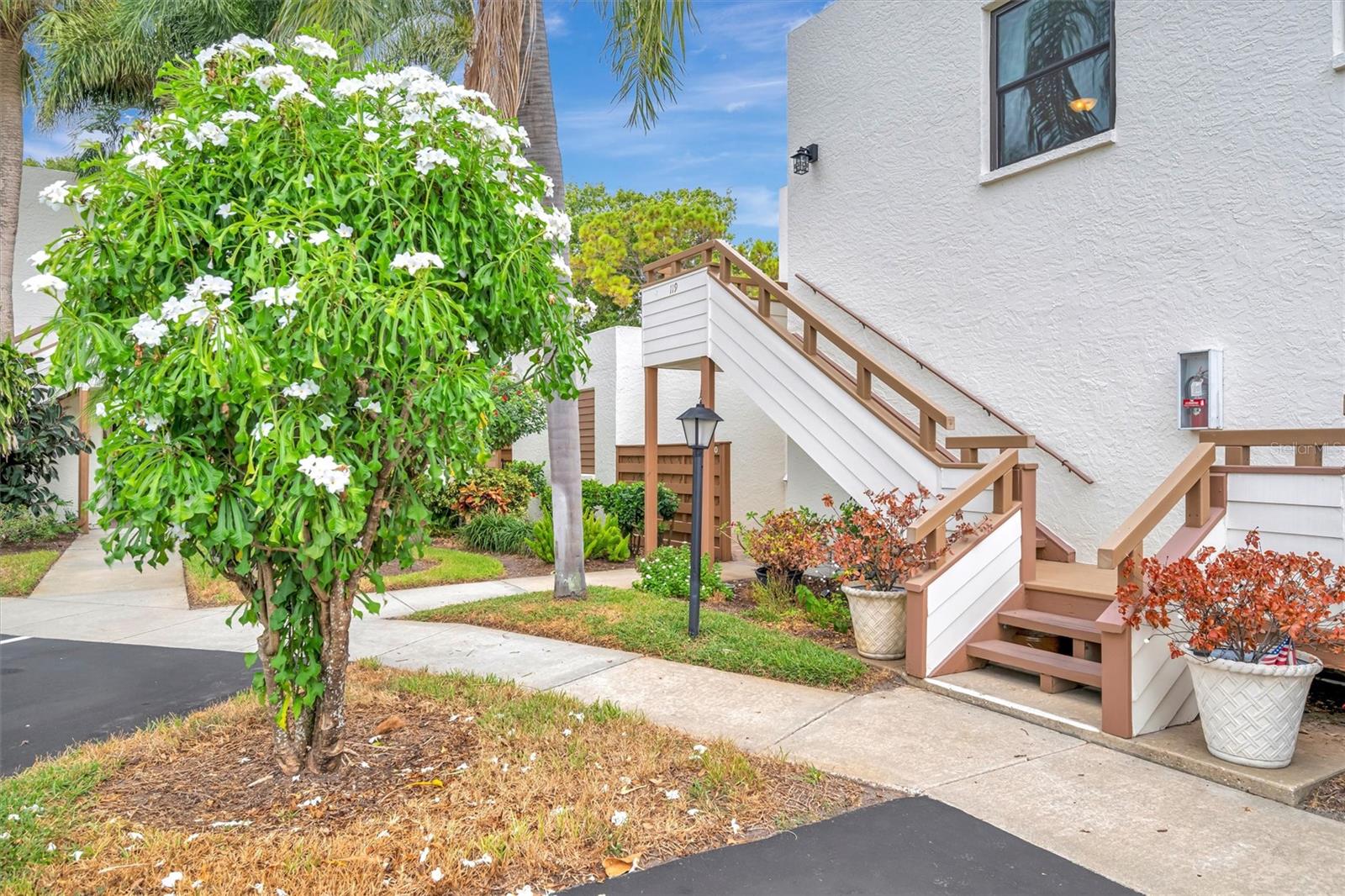 Image 2 of 35 For 119 Tidewater Drive