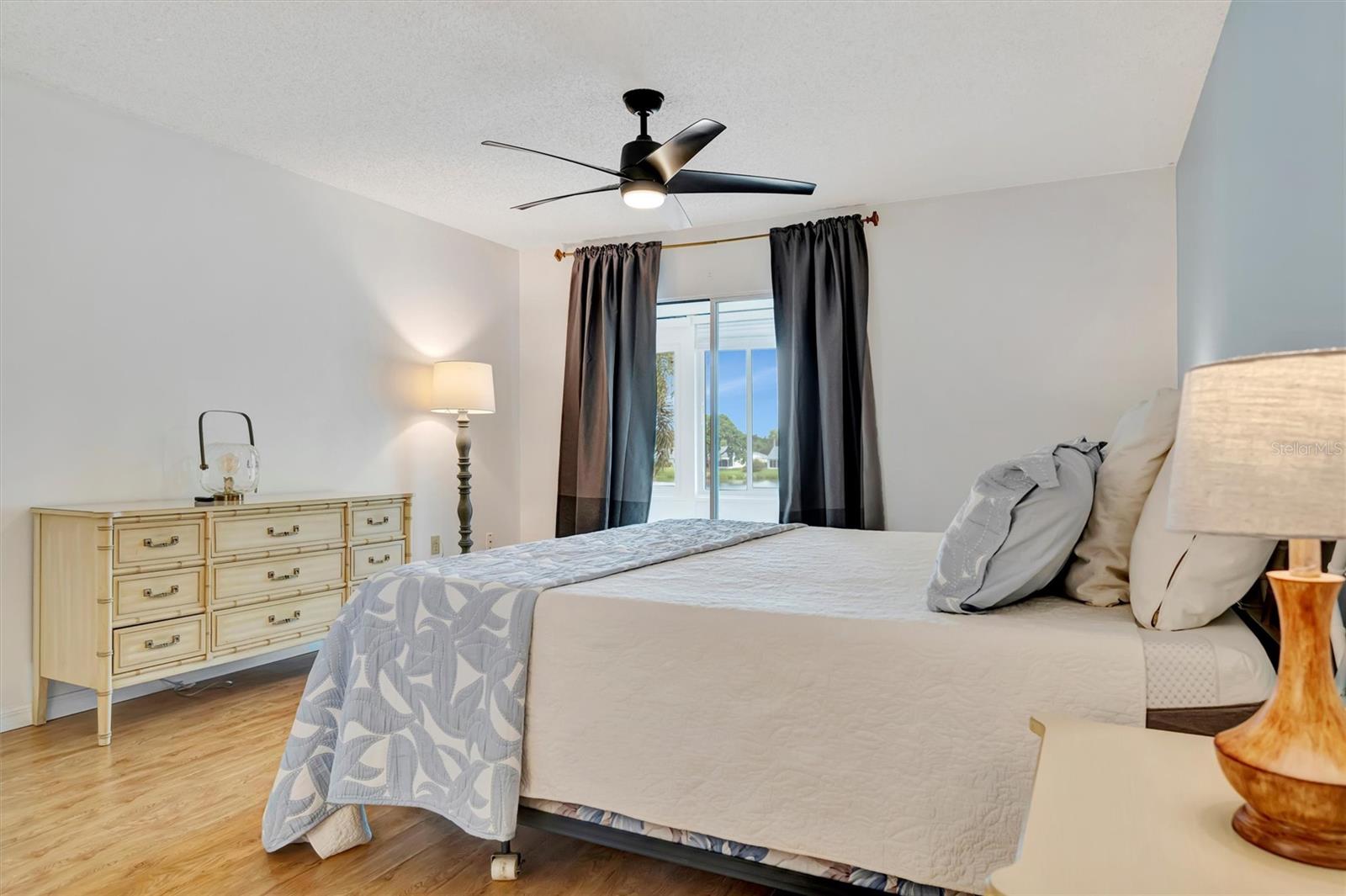 Image 23 of 35 For 119 Tidewater Drive