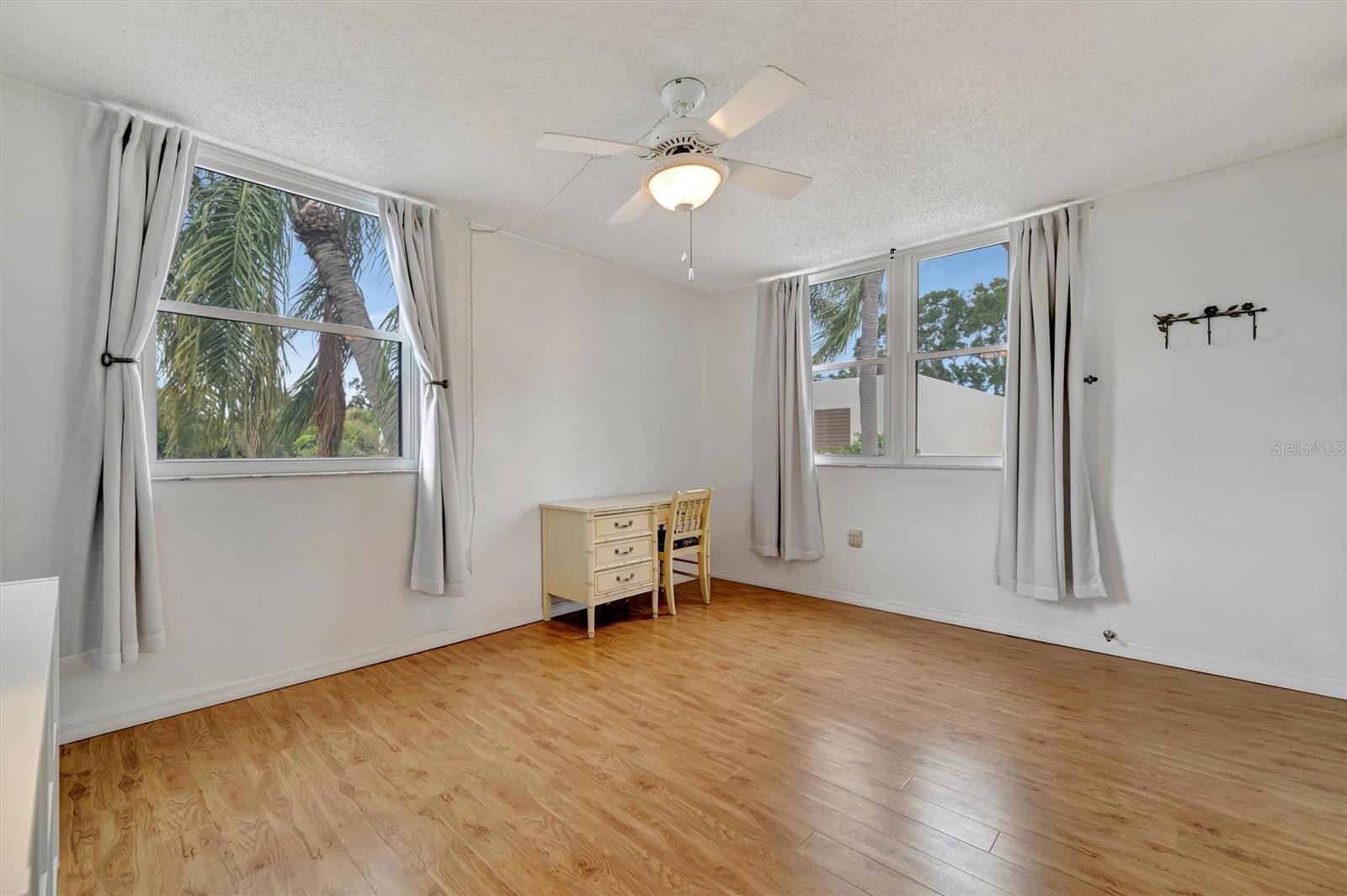 Image 30 of 35 For 119 Tidewater Drive