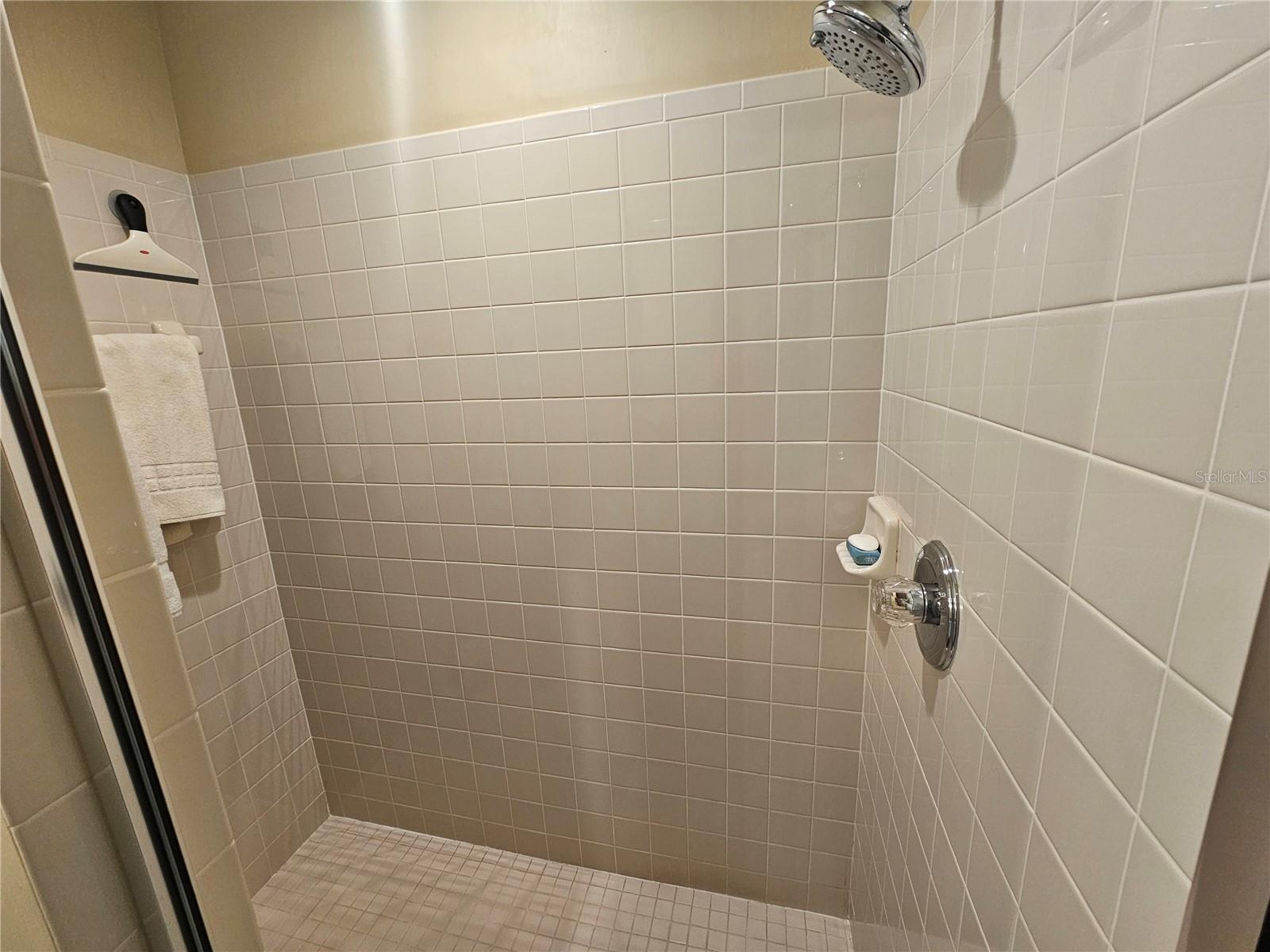 Image 11 of 86 For 5220 Hyland Hills Avenue 1212
