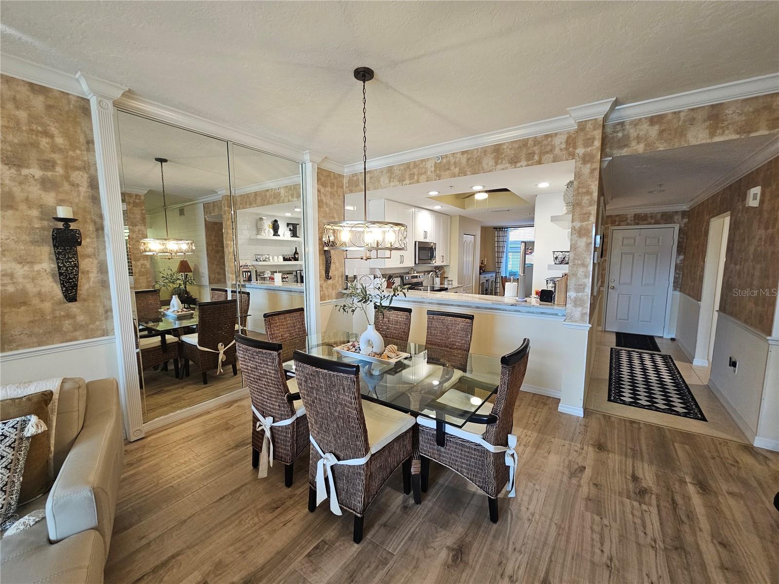 Image 7 of 86 For 5220 Hyland Hills Avenue 1212