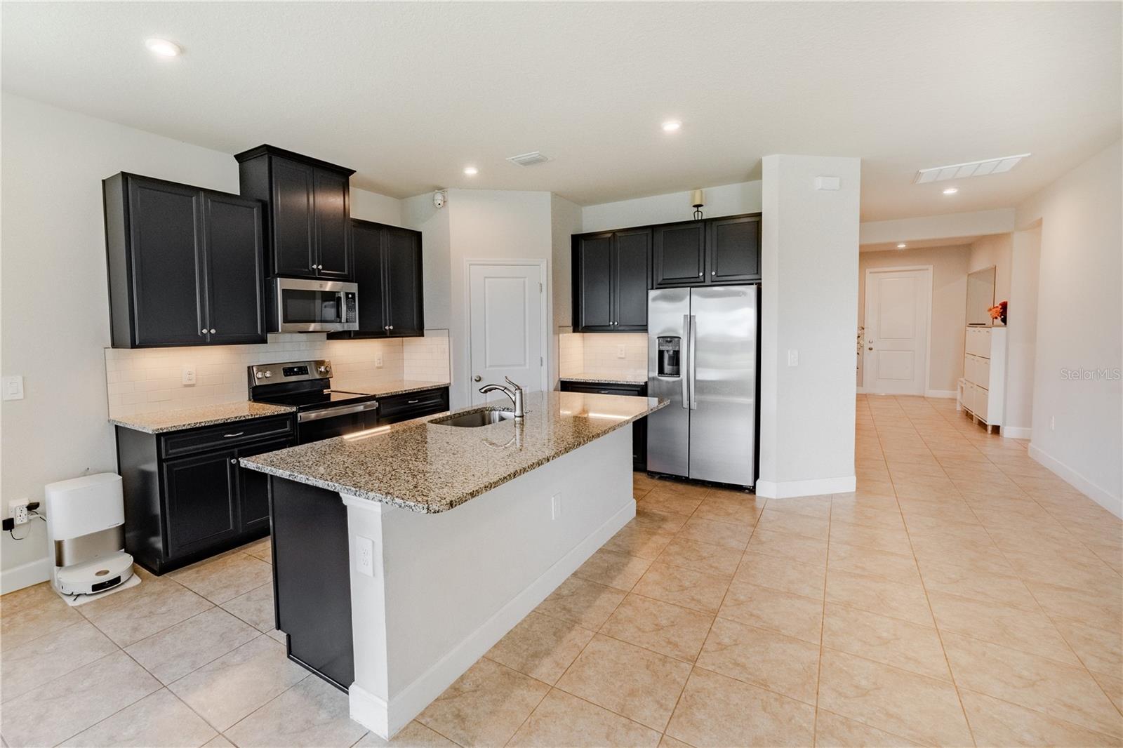 Image 10 of 30 For 16371 Port Harbor Boulevard