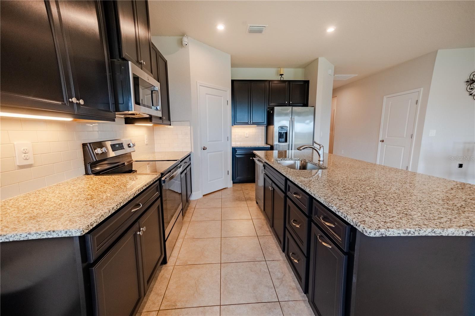 Image 11 of 30 For 16371 Port Harbor Boulevard