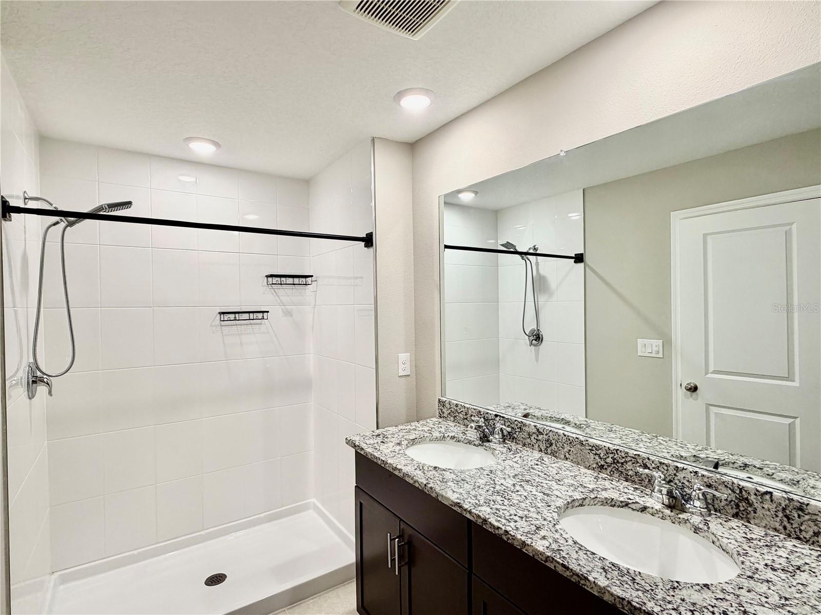 Image 33 of 68 For 5921 Sailor Coast Way