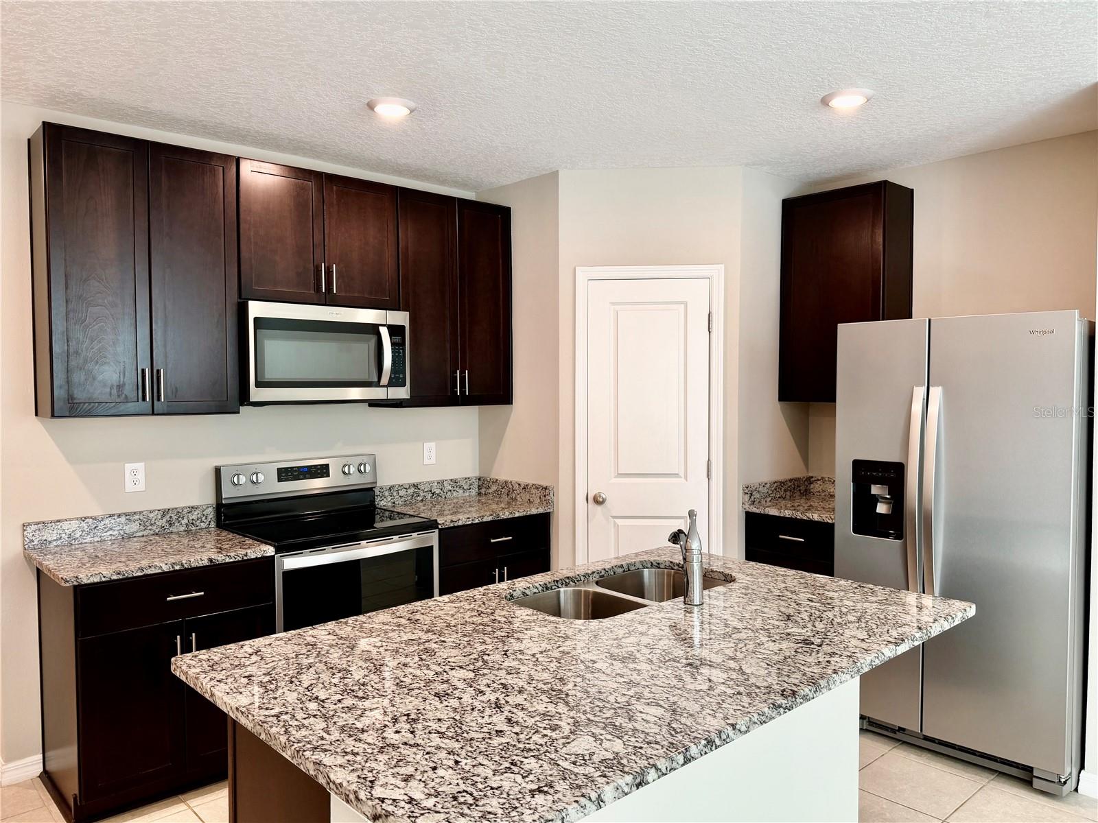 Image 8 of 68 For 5921 Sailor Coast Way
