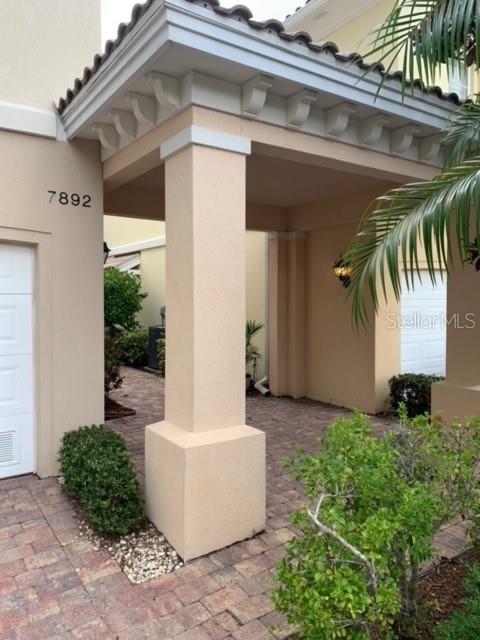 Image 2 of 7 For 7892 Farina Court