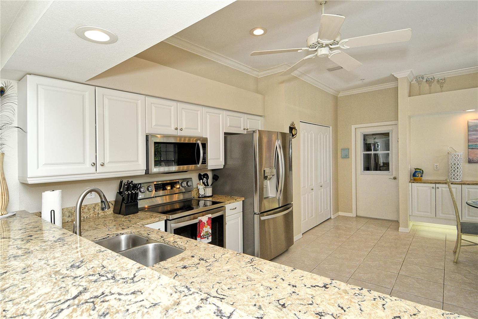 Image 21 of 69 For 5240 Mahogany Run Avenue