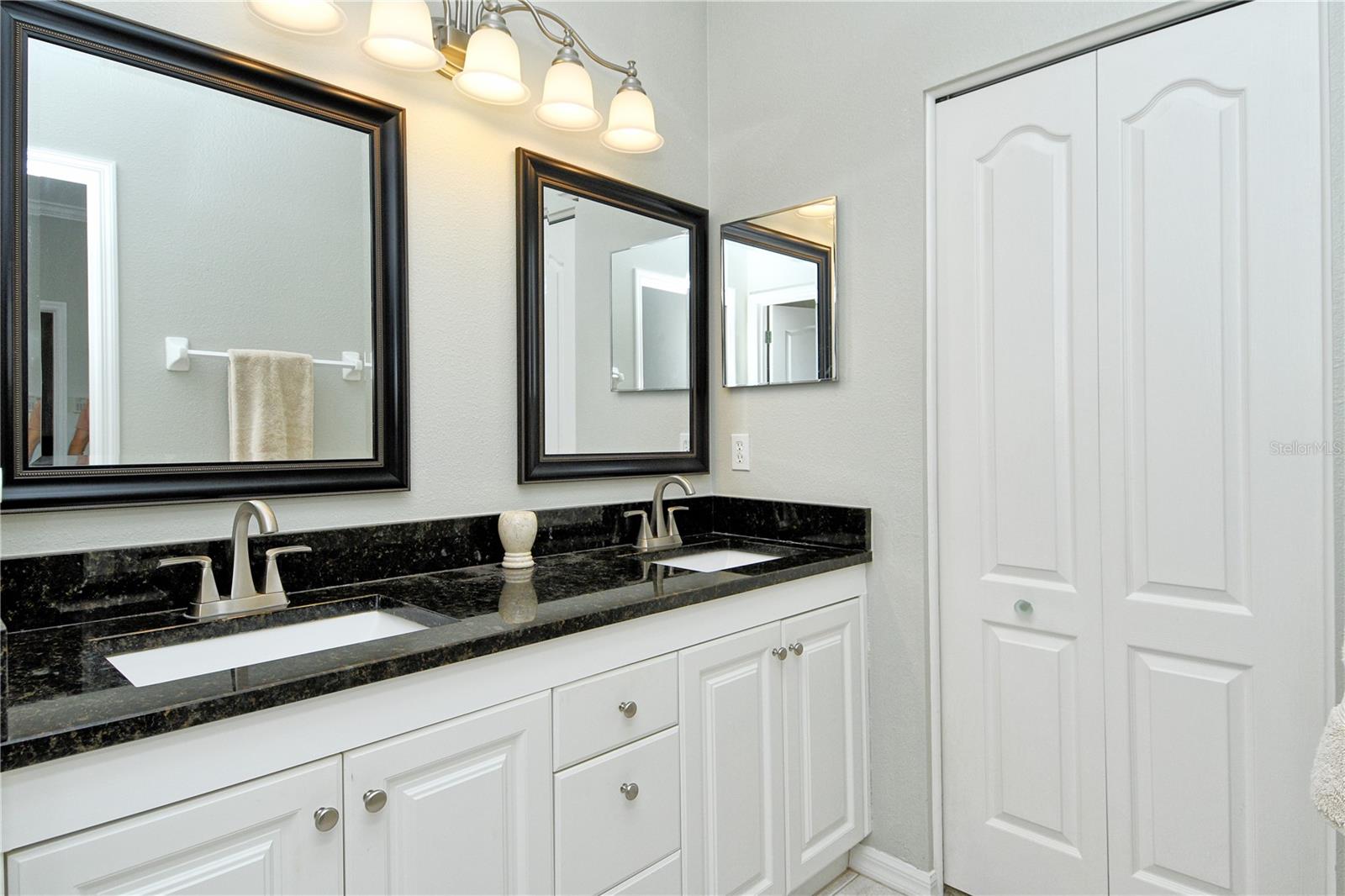 Image 30 of 69 For 5240 Mahogany Run Avenue