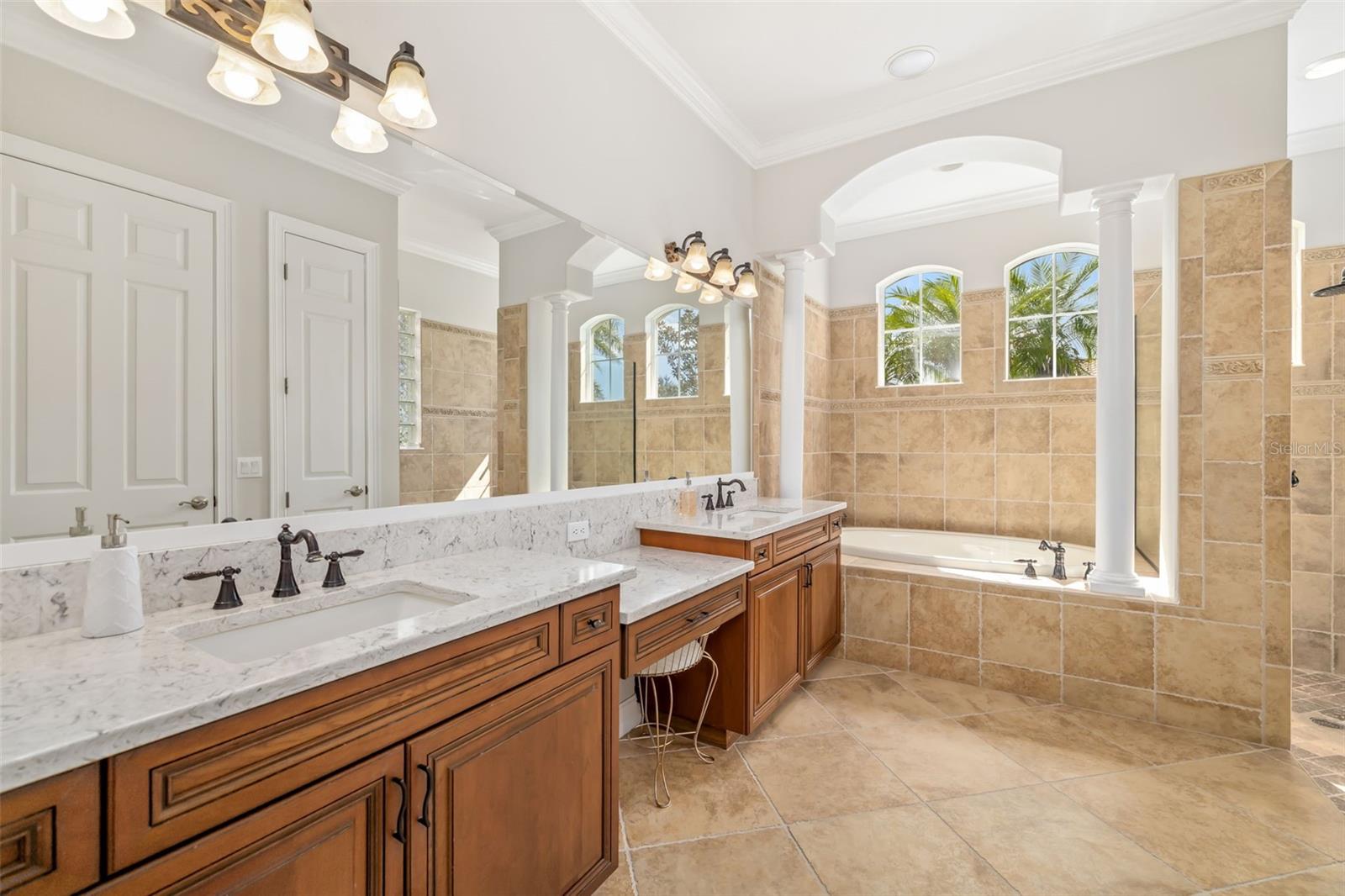 Image 16 of 69 For 173 Portofino Drive