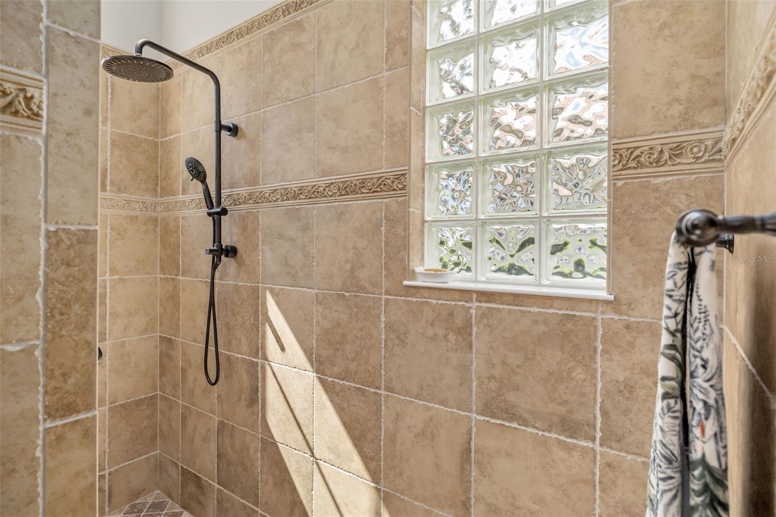 Image 18 of 69 For 173 Portofino Drive