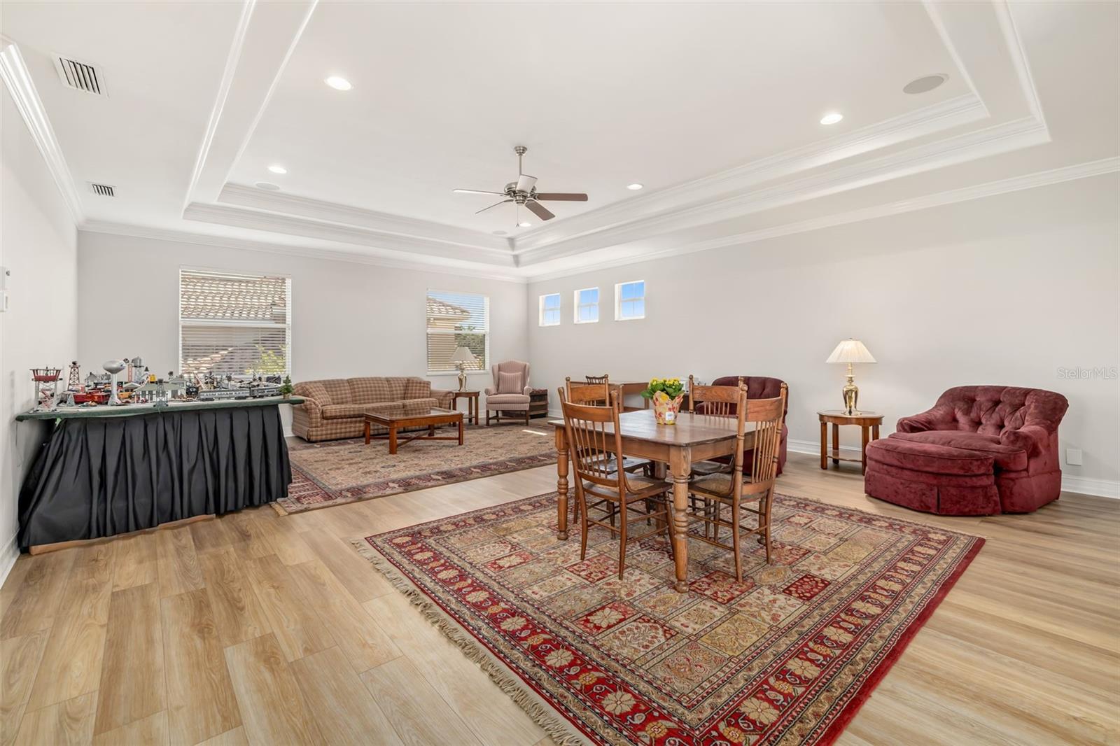 Image 44 of 69 For 173 Portofino Drive