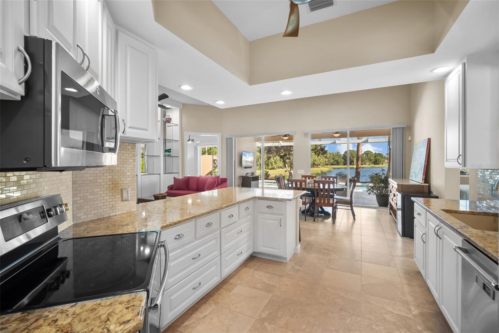 Image 11 of 79 For 5785 Valente Place