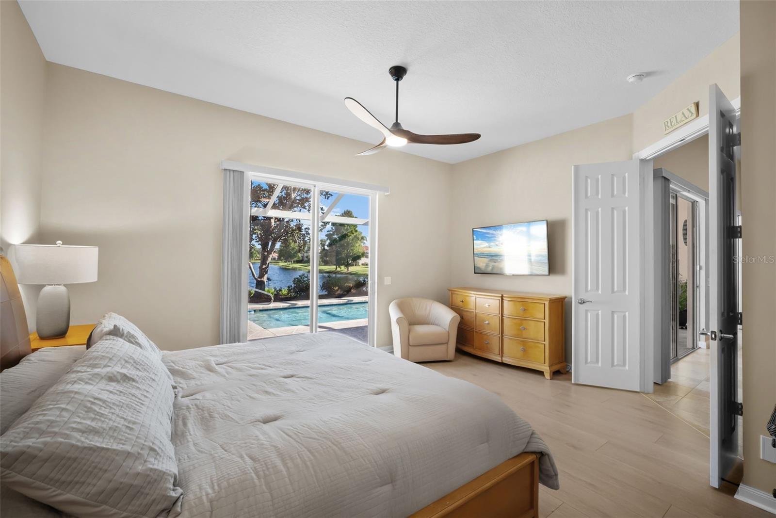 Image 18 of 79 For 5785 Valente Place