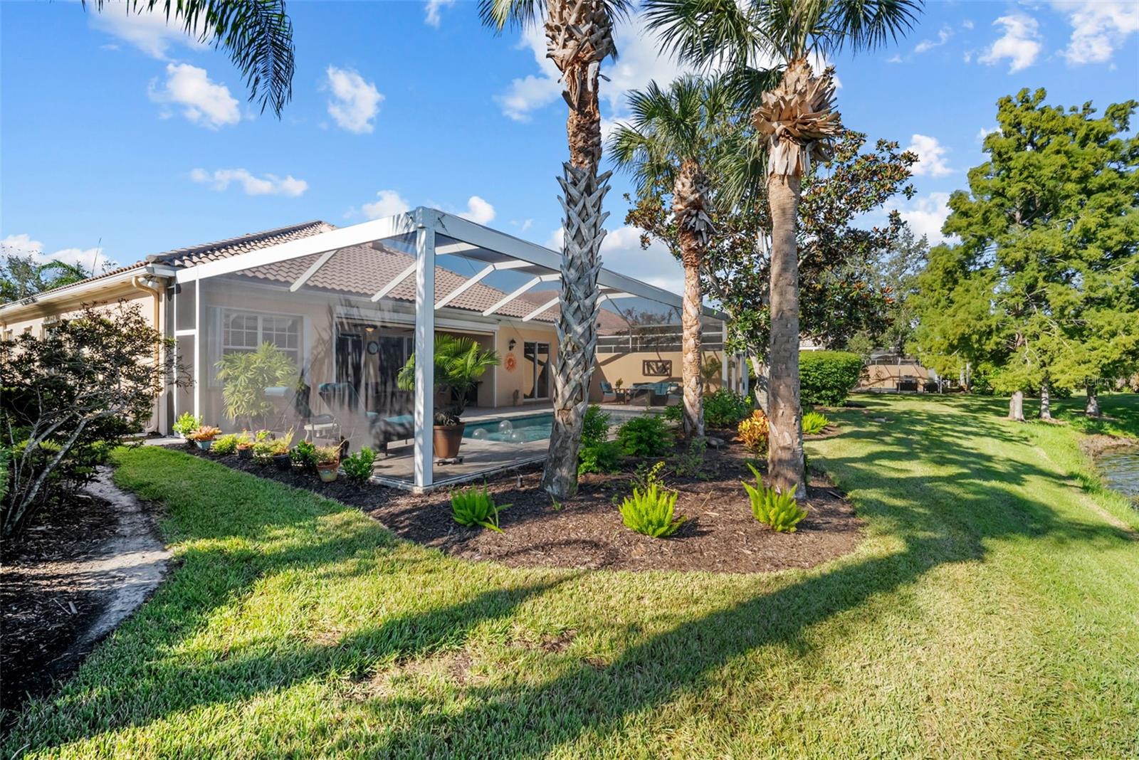 Image 37 of 79 For 5785 Valente Place