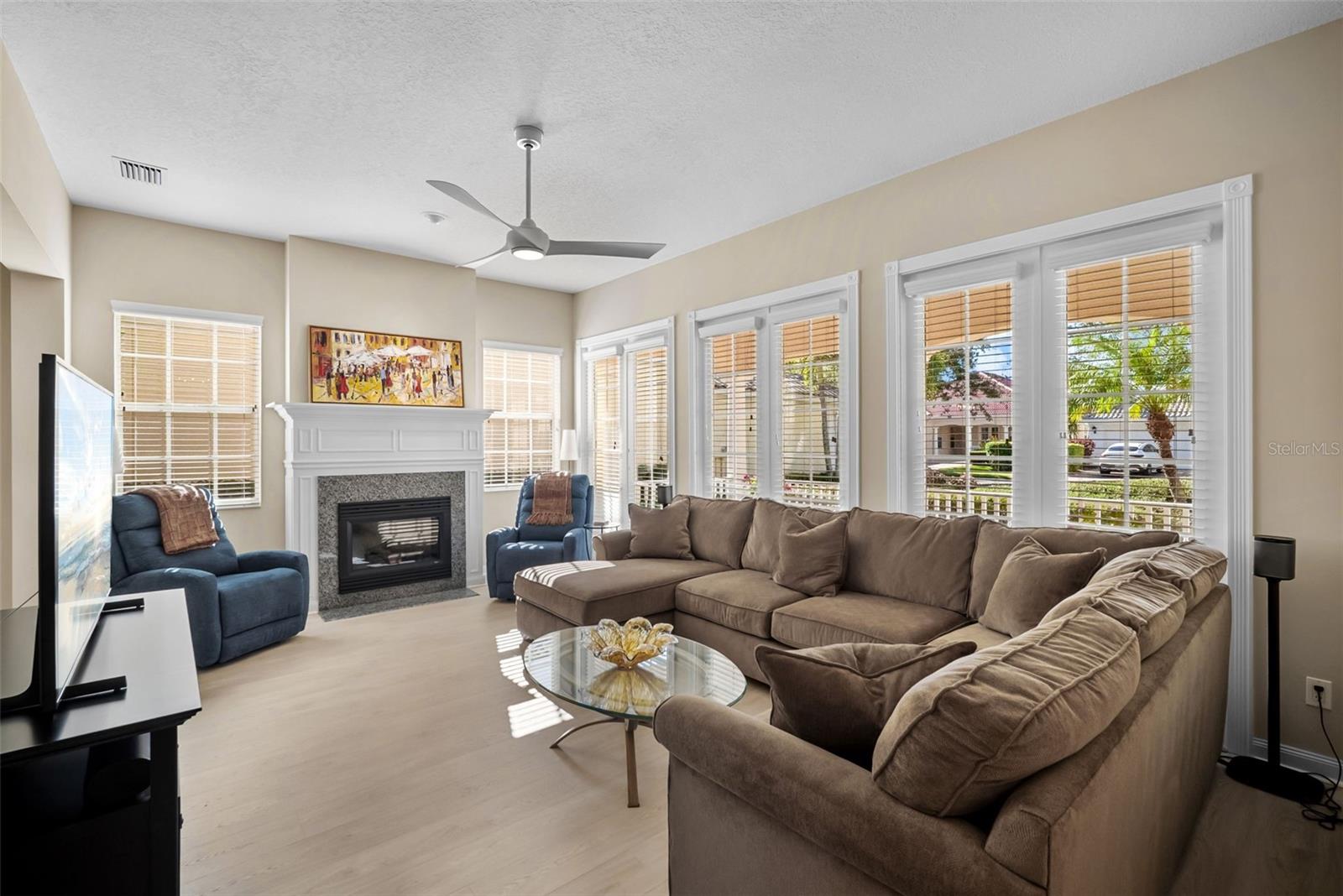 Image 7 of 79 For 5785 Valente Place