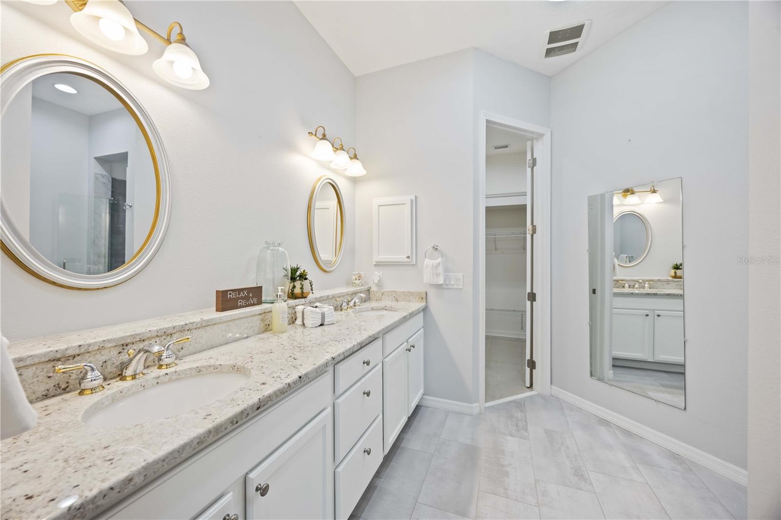 Image 20 of 55 For 3808 Bridlecrest Lane