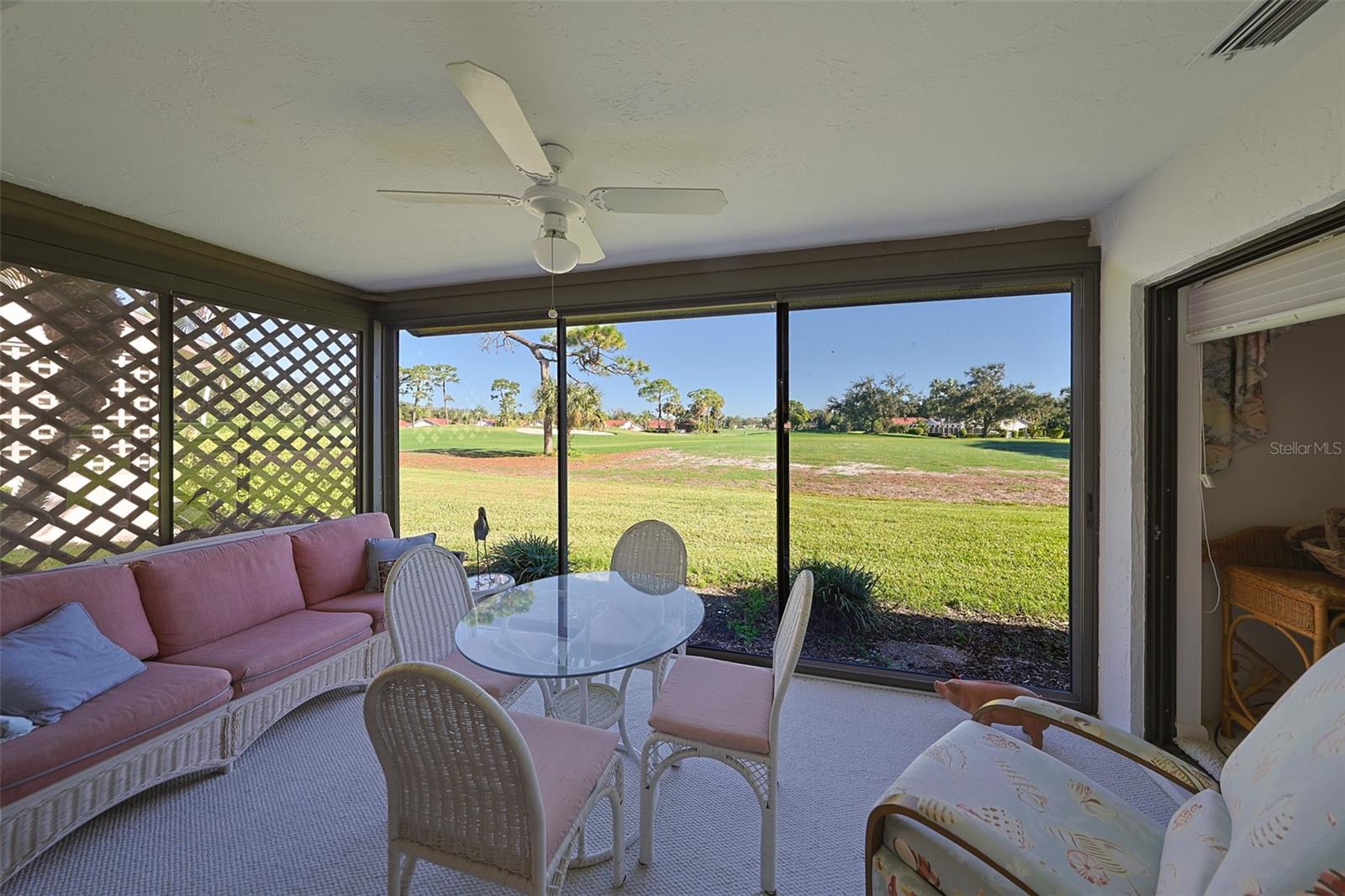 Image 19 of 56 For 5941 Clubside Drive 5941