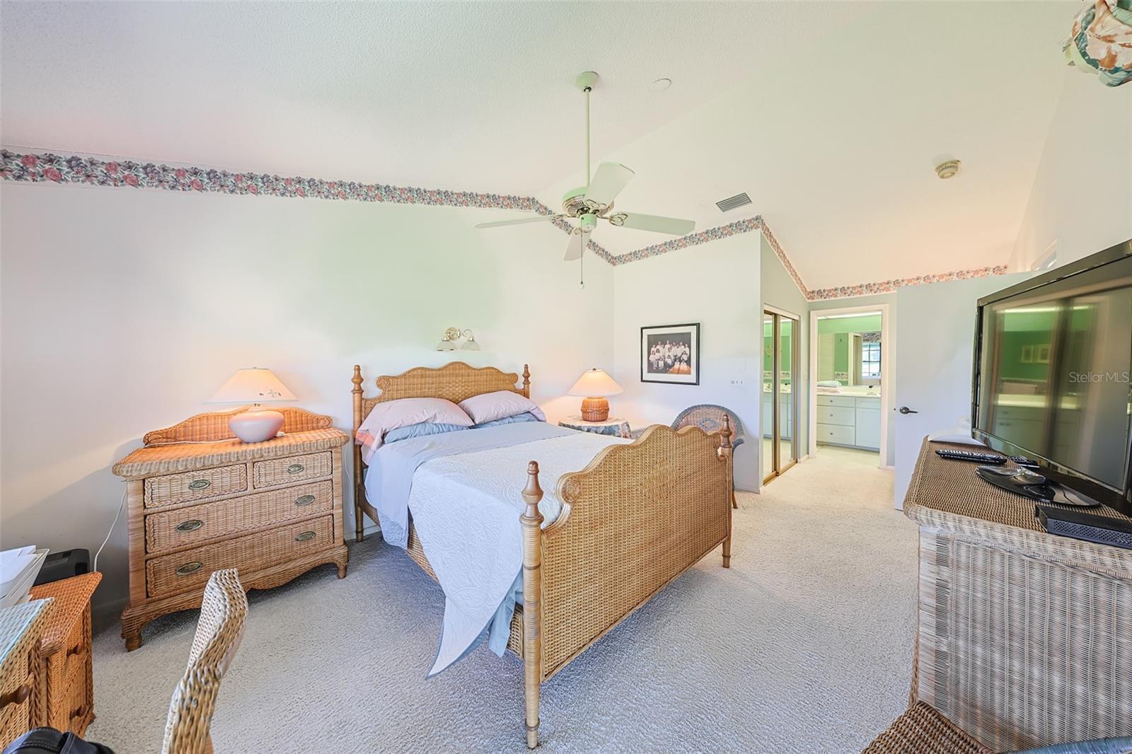 Image 21 of 56 For 5941 Clubside Drive 5941