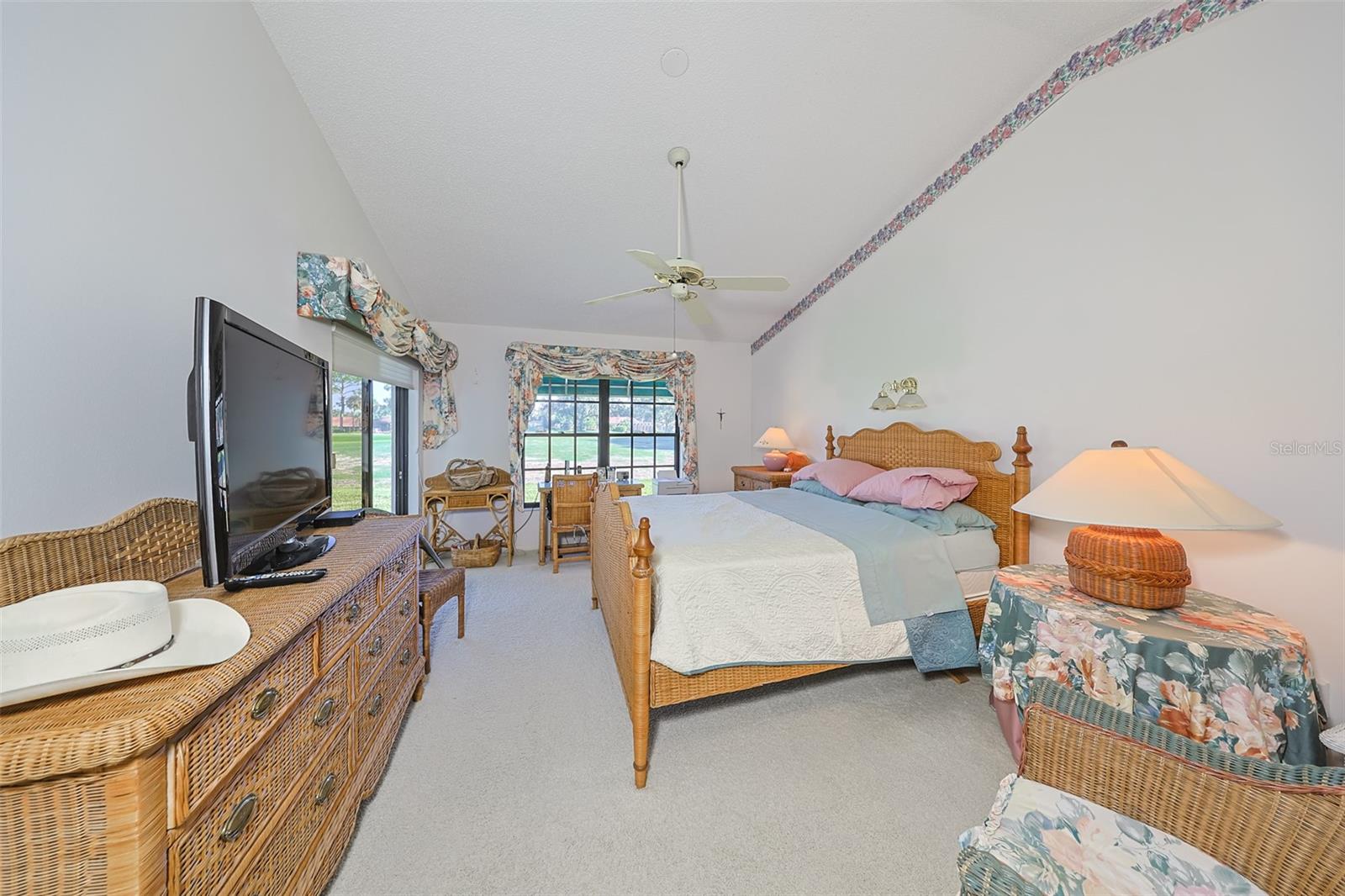 Image 22 of 56 For 5941 Clubside Drive 5941