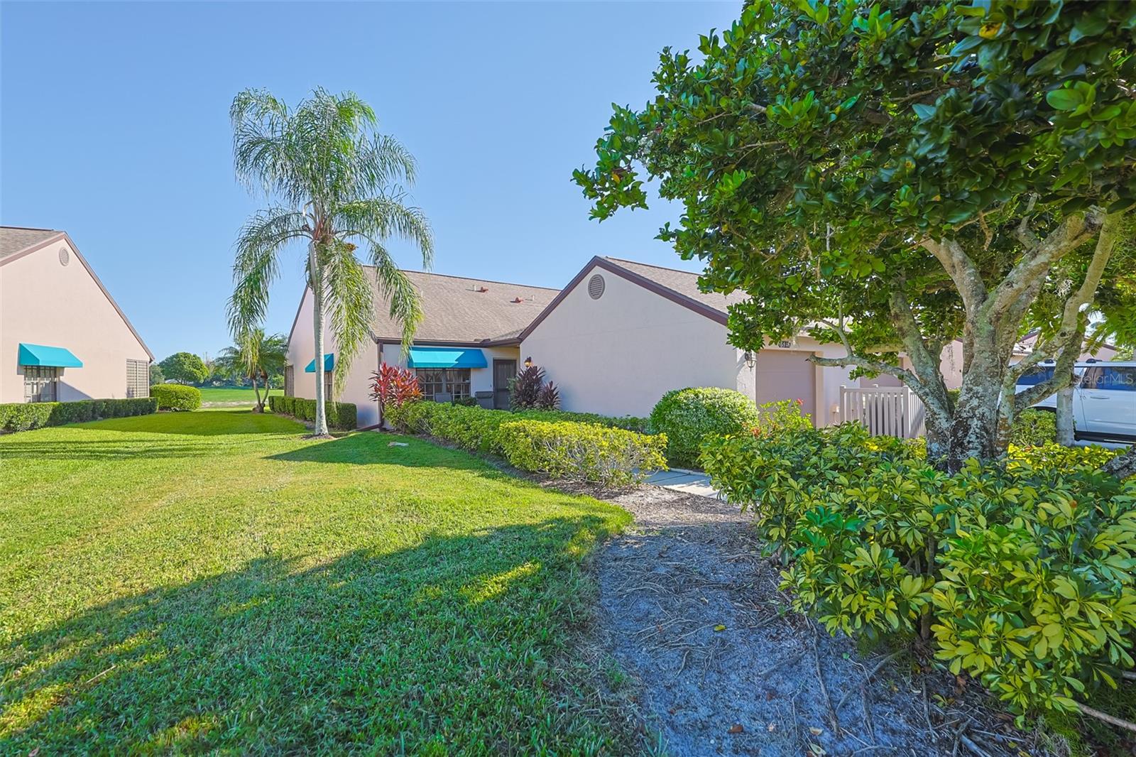 Image 38 of 56 For 5941 Clubside Drive 5941