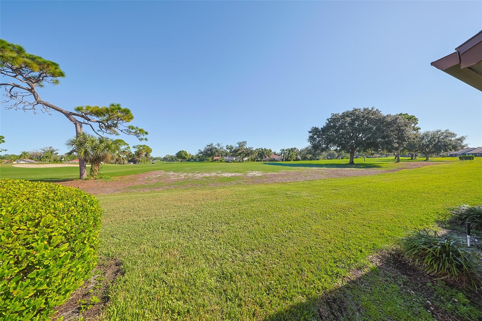 Image 39 of 56 For 5941 Clubside Drive 5941