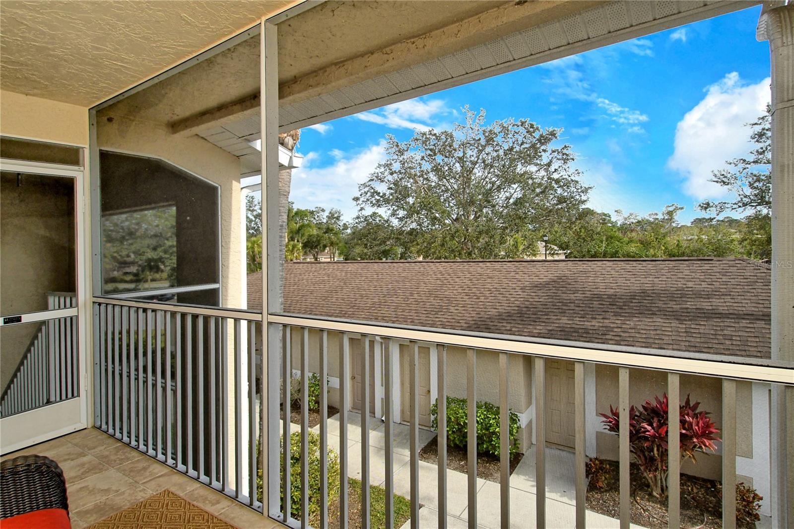 Image 6 of 61 For 5250 Hyland Hills Avenue 1525