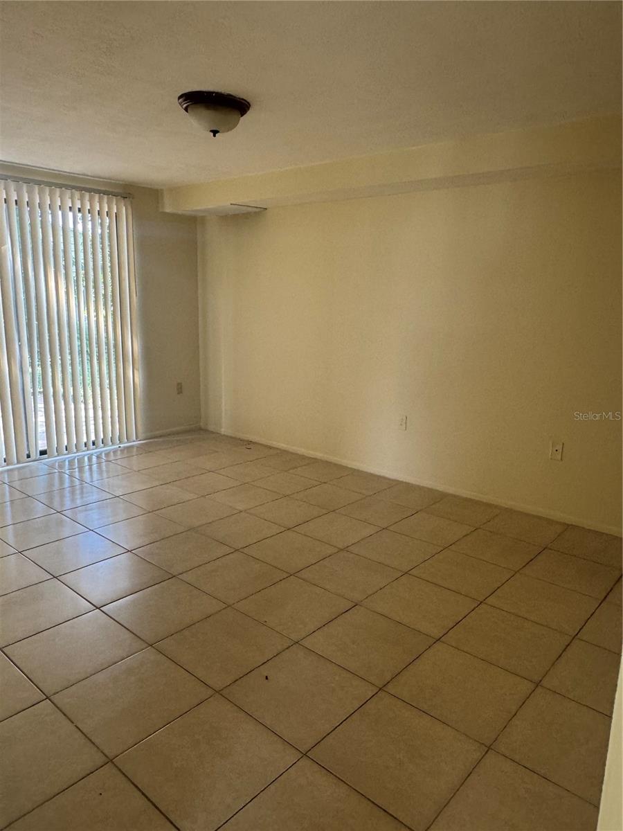 Image 11 of 18 For 4948 Camphor Avenue