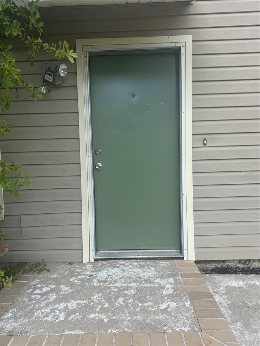 Image 3 of 18 For 4948 Camphor Avenue