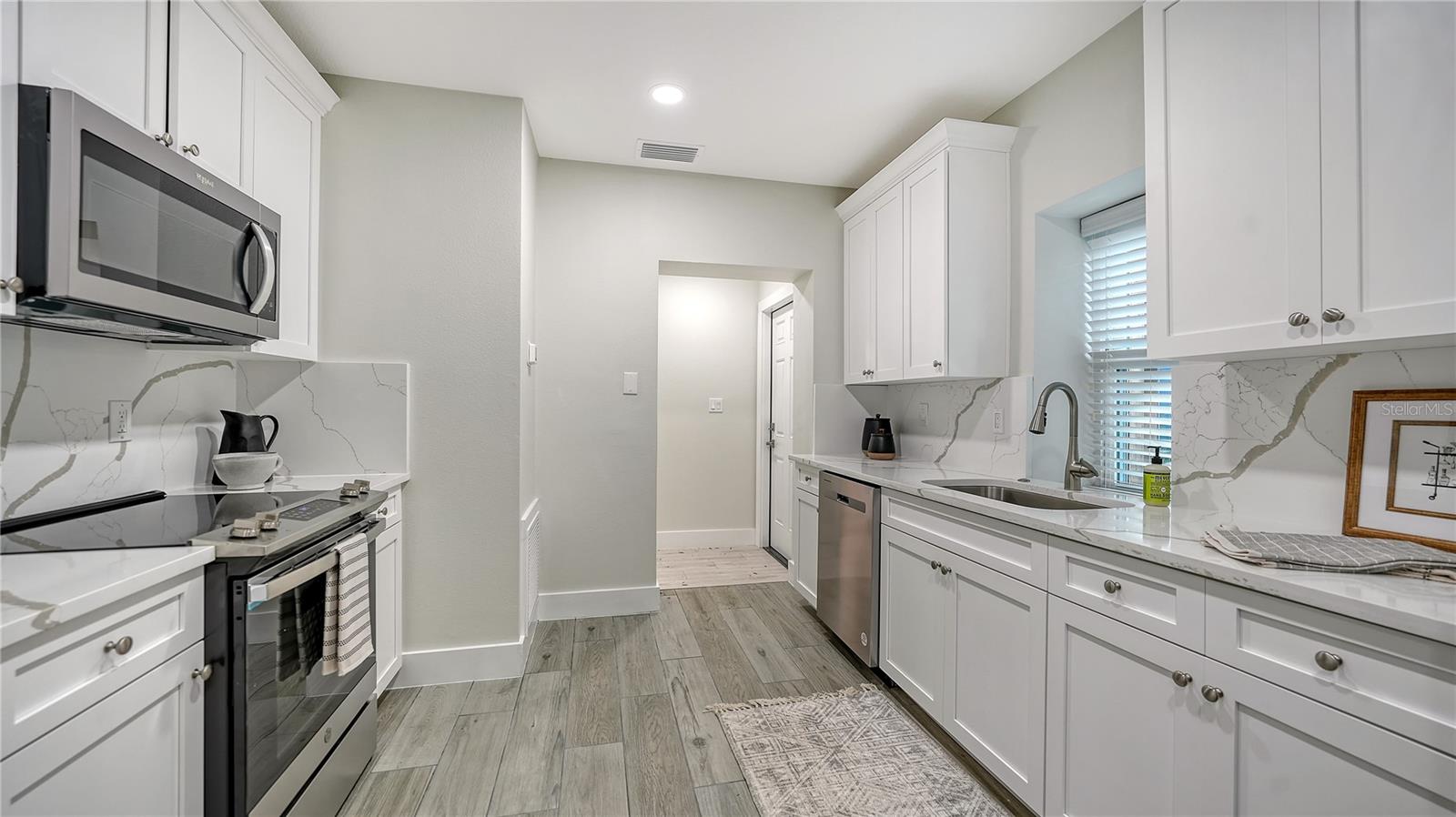 Image 14 of 50 For 1901 Morrill Street